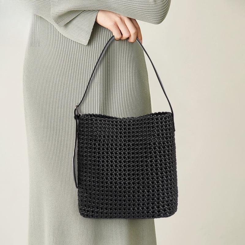 Windmill Knot Underarm Bag, Fashionable Bucket Bag, Hand-woven Bag, Large-capacity Tote Bag, High-end Single-shoulder Bag