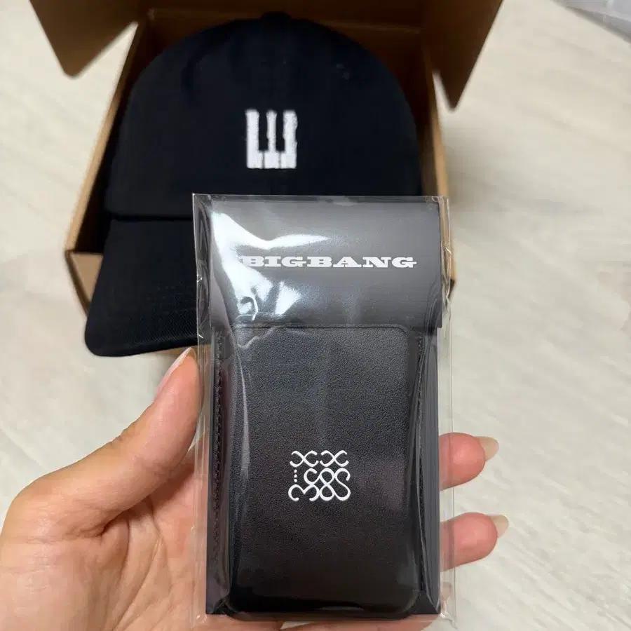 BIGBANG Card MagSafe