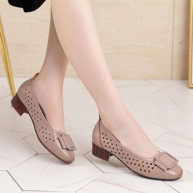 Sandały damskie z prawdziwej skóry płytkie antypoślizgowe modne z klamrą buty letnie casualowe sandały ażurowe buty damskie duży rozmiar 35-42