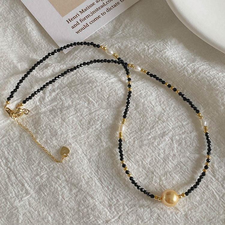 Roman Story Black Crystal Necklace for Women, Light Luxury Niche S9Pure Silver Gold Shijia Pearl Collarbone Necklace