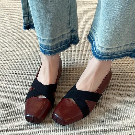 2025 Women's Retro French Square Toe Mary Jane with Hidden Heel and Pleated Design