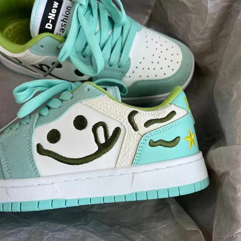 Fashion 2025 New Men's Smiling Sneakers Couple's Thick Bottom Lightweight Breathable Running Shoes Fashion Trend Casual Board Shoes
