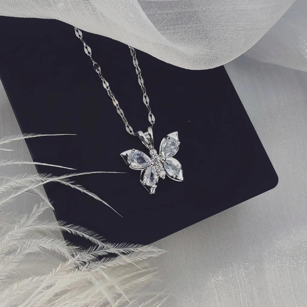 Butterfly Necklace Women'S High-End Sense Simple And Versatile Temperament Inlaid Zircon Collarbone Chain Jewelry