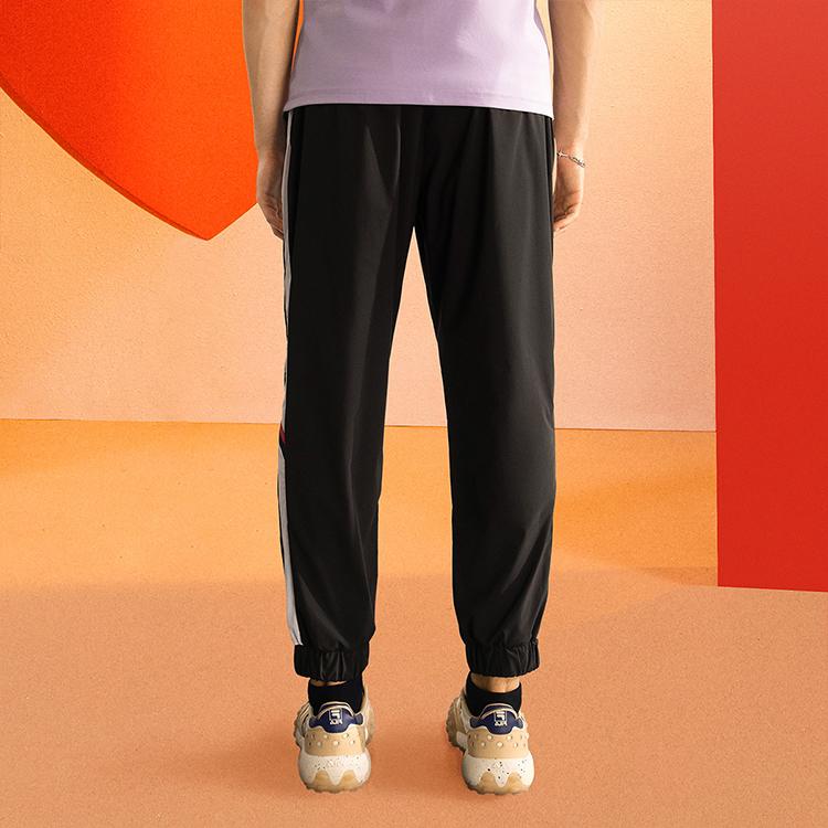 Men's Pants FILA Casual Pants Men's Jet Black Moderate Straight Fit Pants