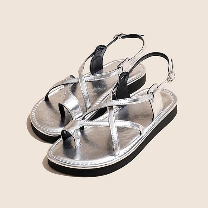 Soft-soled cover toe cool slippers women's 2025 summer European station flat-bottomed lazy one-word buckle sandals versatile casual