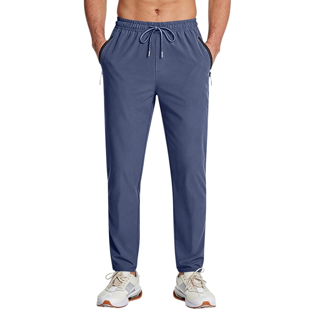 Sportliche locker sitzende Herren-Hose mit Kordelzug und elastischem Bund