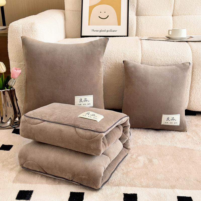Thickened milk fleece throw pillow quilt dual-purpose two-in-one office nap pillow car cushion quilt