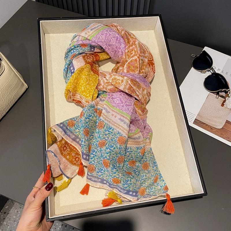 Fashion Bohemina Ethnic Floral Viscose Shawls Scarf Lady Thin Tassel Wrap Pashmina Stole High Quality Foulards Hijab Sjaal