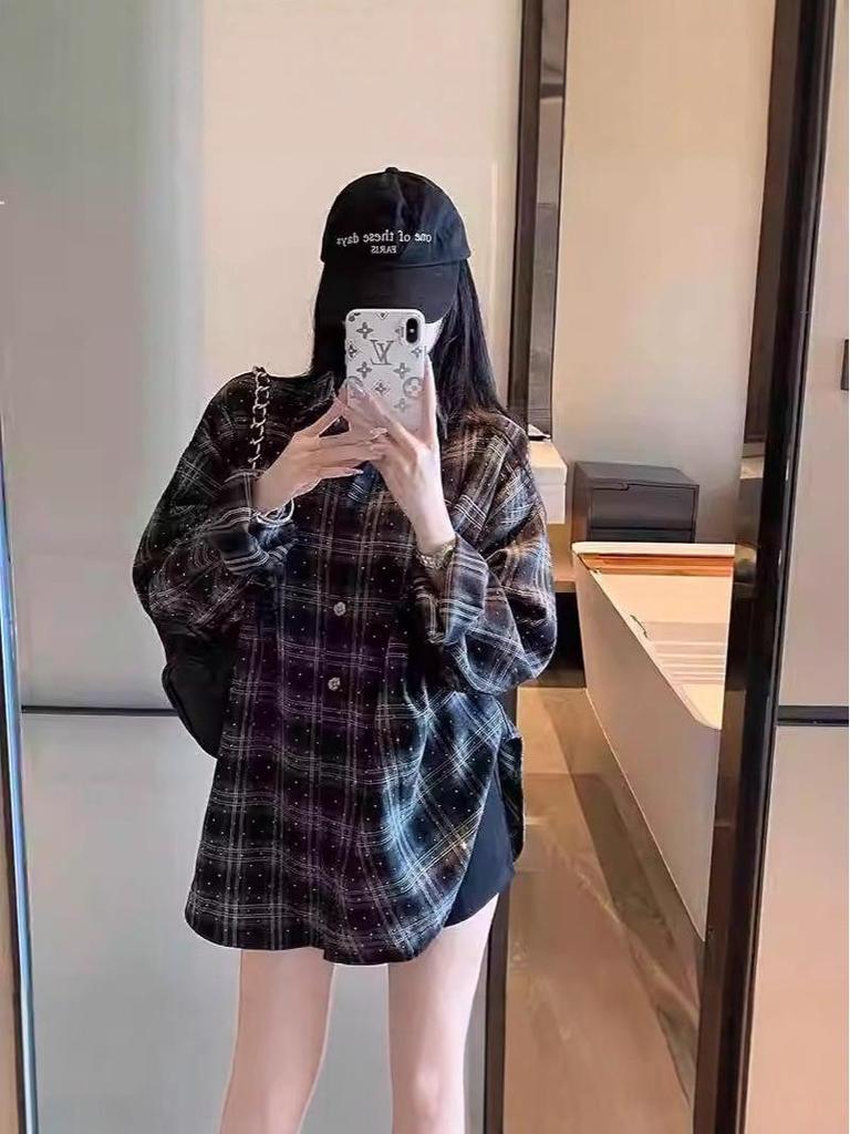 Karohemd mit Strasssteinen verziert: Modischer lockerer Damen-Strickjacke mit langen Ärmeln für Frühling und Herbst.