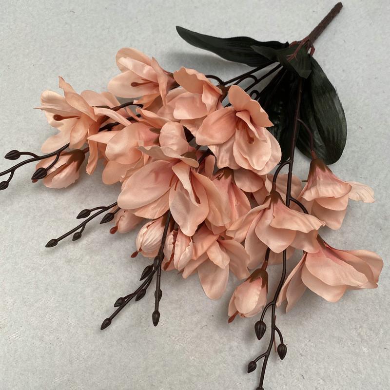 Lifelike Magnolia Bouquet For Wedding Decorations And Home Interior Design