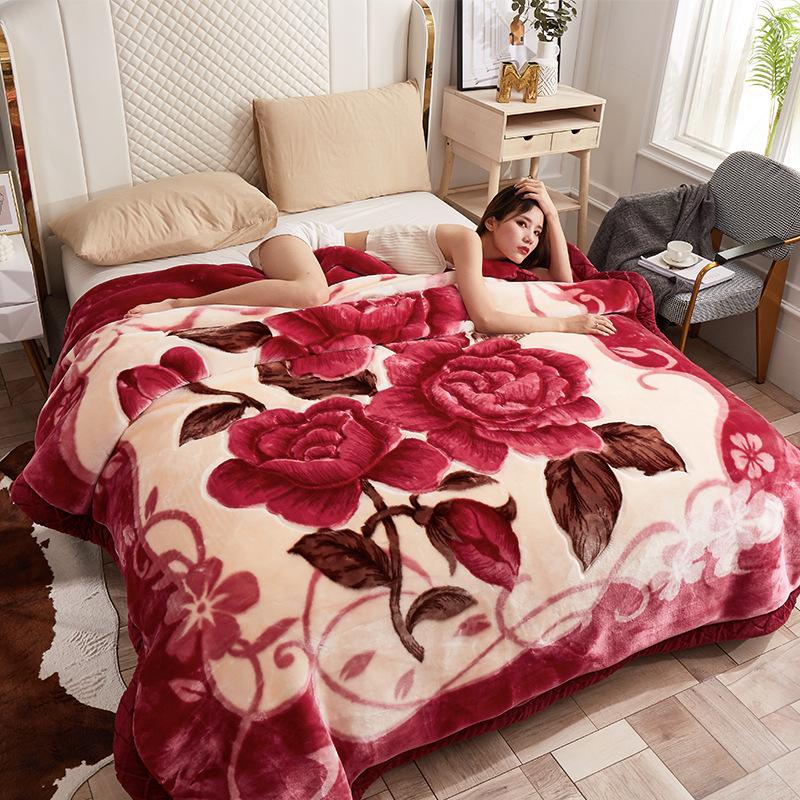 Raschel Plush Thickened Autumn/Winter Blanket - Warm Coral Fleece Quilt for Dorms & Beds