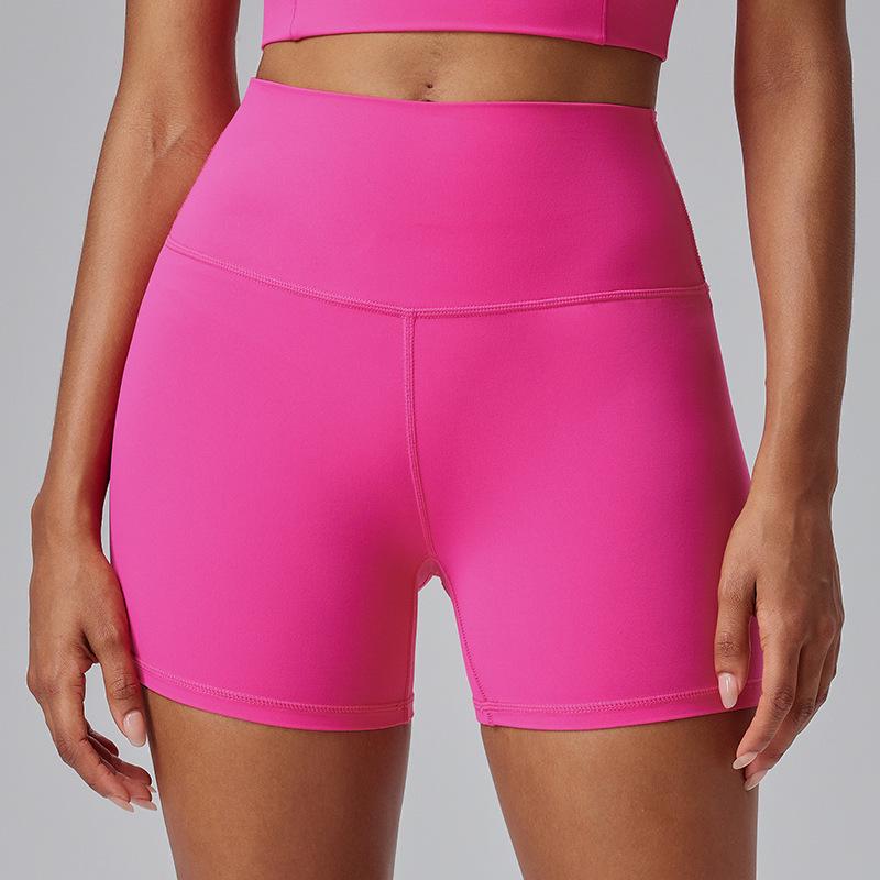 Plus Size Yoga Set: Beautiful Back, High Waist Shorts, Quick Dry Fitness Outfit