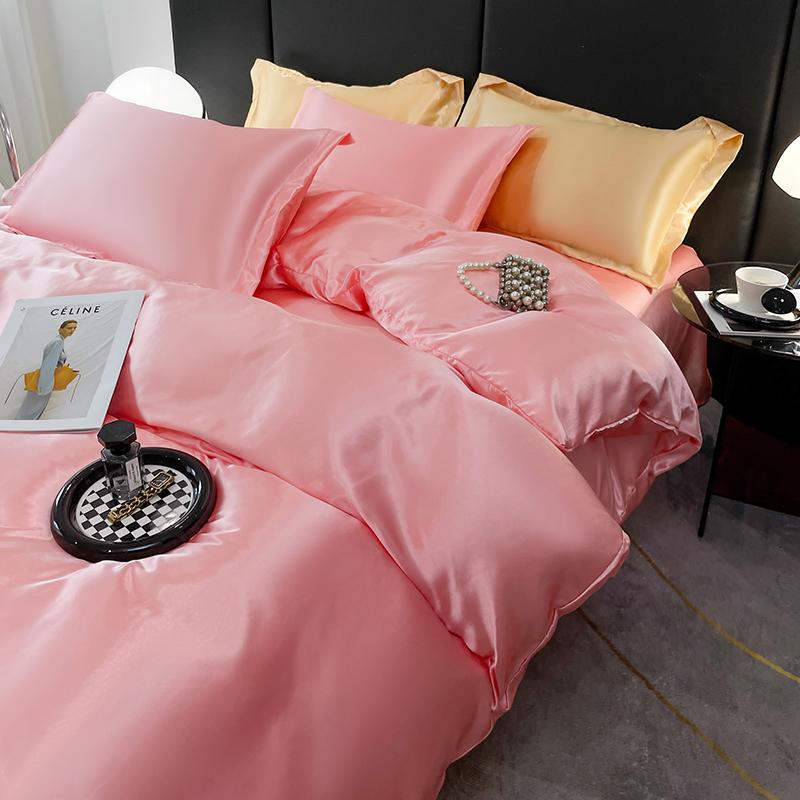 3 Piece Solid Color Premium Luxury Set, One Duvet Cover and a Pair of Pillowcases (no Padding), Suitable for the Bedroom