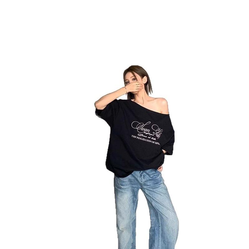New Summer Letter Print Slant Shoulder Loose On Casual Design Spice Girl Lazy Short Sleeve T-Shirt Women's Clothing