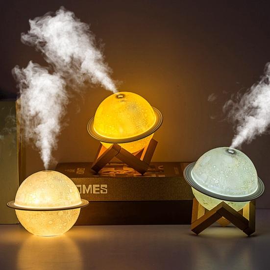 3D Planet Night Light Humidifier Quiet USB Mini Air Humidifier with Wooden Stand Home Office Bedroom Bedside Lamp Desktop Humidifier