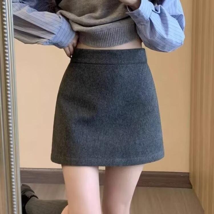 Women's High-Waisted Woolen A-Line Skirt - Gray/Black, 2024 Autumn/Winter Collection