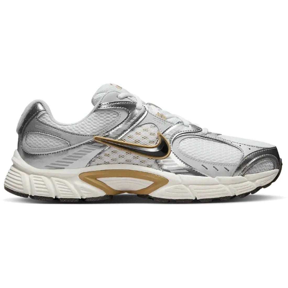 

Кроссовки Nike V5 RNR Парашютно-бежевый Металлический оловянный(HJ5228-102) 40.5