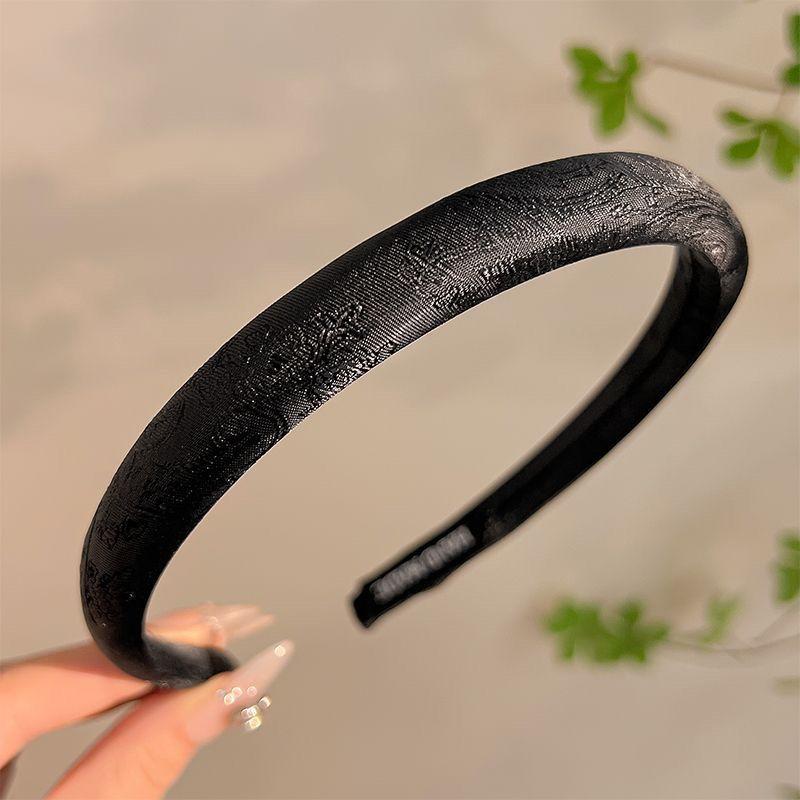 Retro Embroidered Flower Fine Hair Hoop for Women Temperament Versatile Headband Outdoor Daily Hair Accessories
