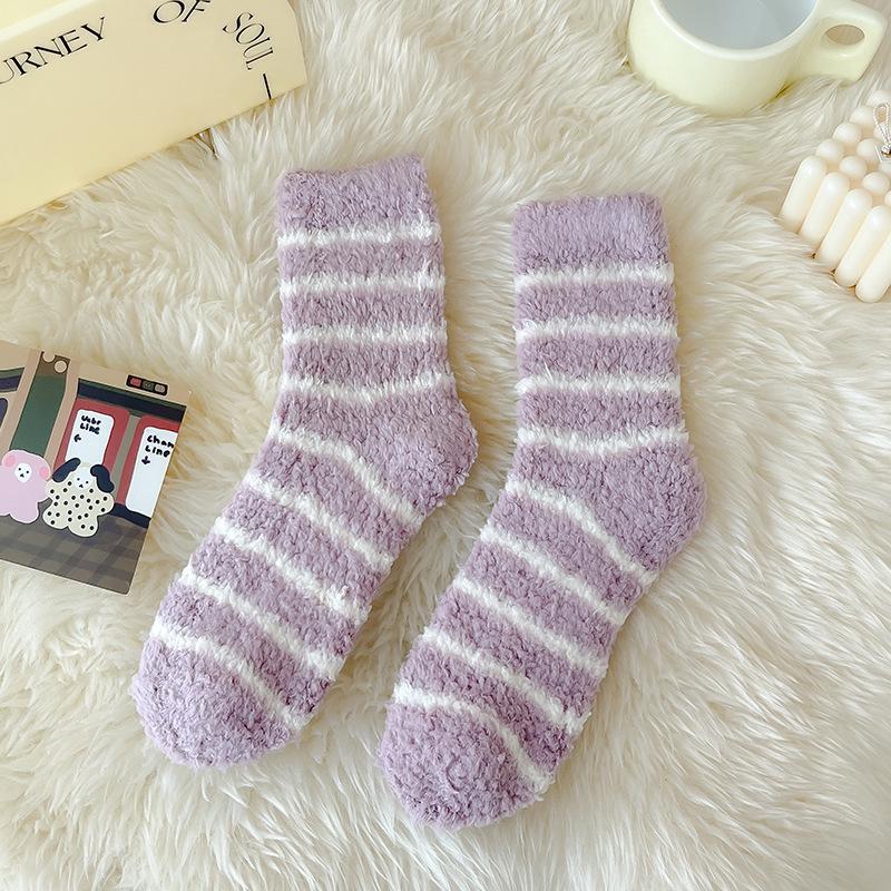 Women's Thick Coral Fleece Socks – Striped, Non-Shedding, Warm for Autumn & Winter