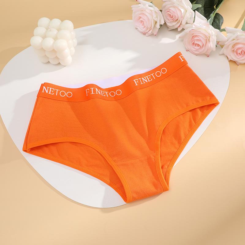 FINETOO 1Pcs Sexy Hip Lifting Triangle Pants Pure Cotton Triangle Pants Low Waist Underwear FINETOO Brand Underwear 8 Colors