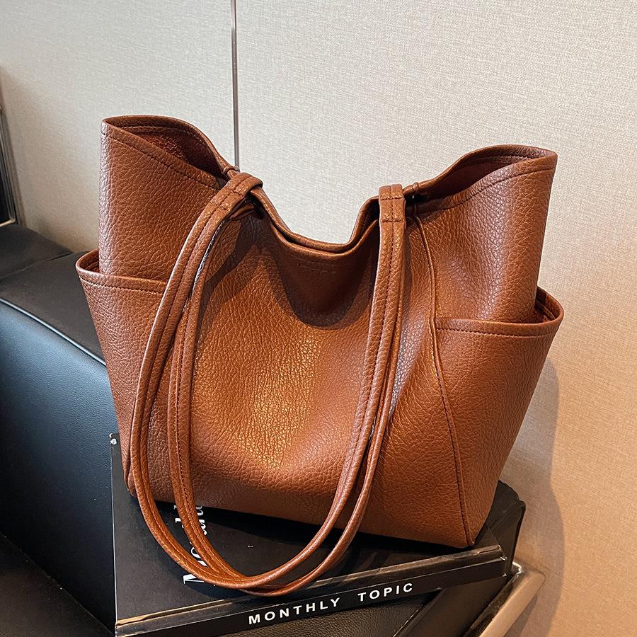 Tote Bag Large Capacity Women's Commuter Bag New Fashion Shoulder Bag