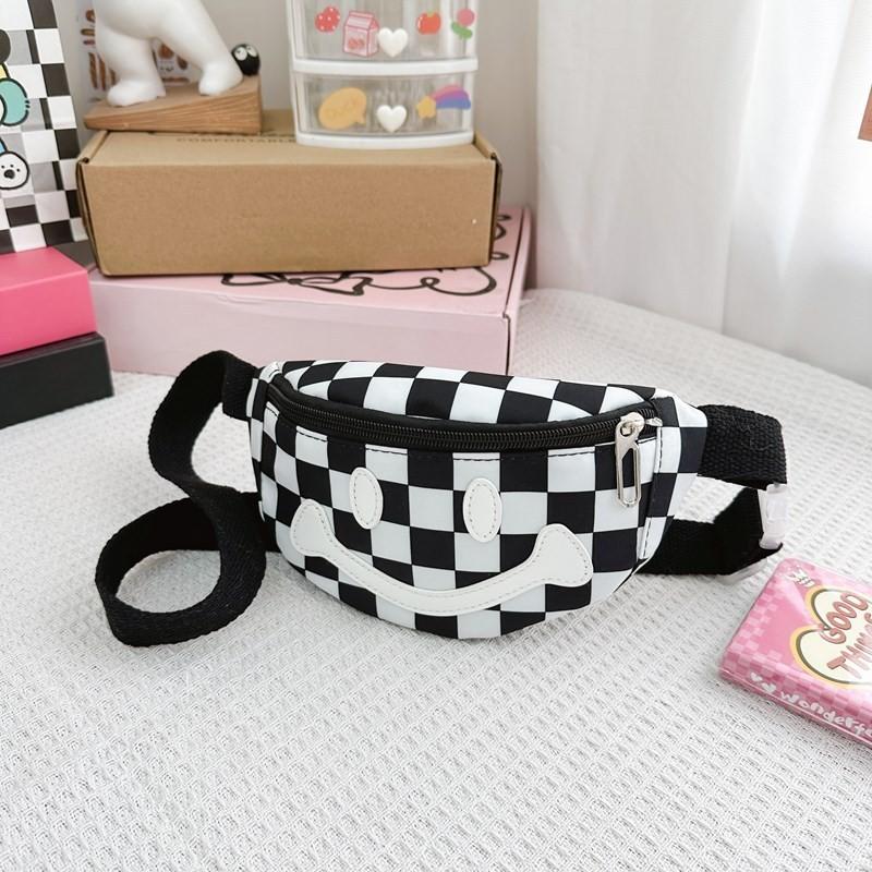 Adorable Lightweight Nylon Kids Crossbody Bag With Cute Smiley Face Kindergarten чёрный