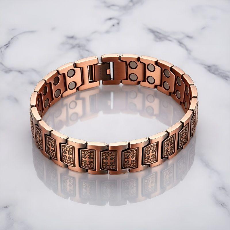 A magnetic red copper bracelet, elegant and fashionable jewelry, simple and stylish bracelet accessory