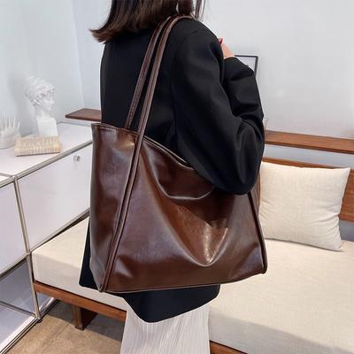 Simple Large Capacity Women's Bag Fashionable Textured Women's Bag Retro Handbag Versatile Shoulder Tote Bag