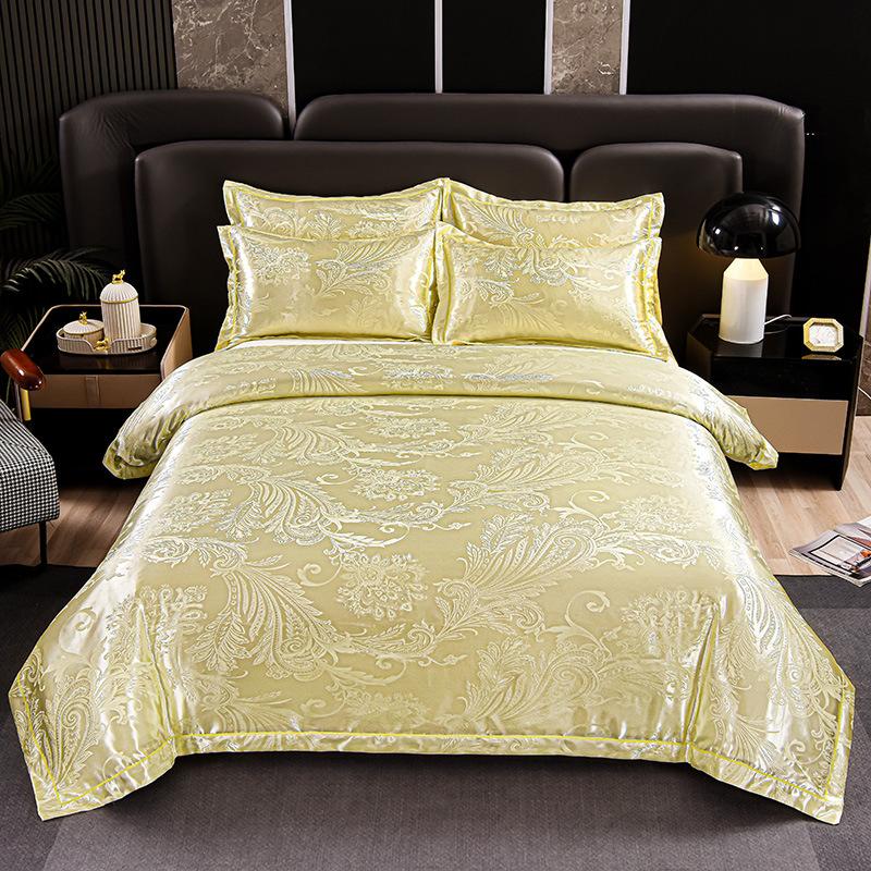 New 4Pcs European Satin Jacquard Bedding Set Four Season Universal Skin Friendly Cozy Duvet Set Double Couple Size Bedclothes