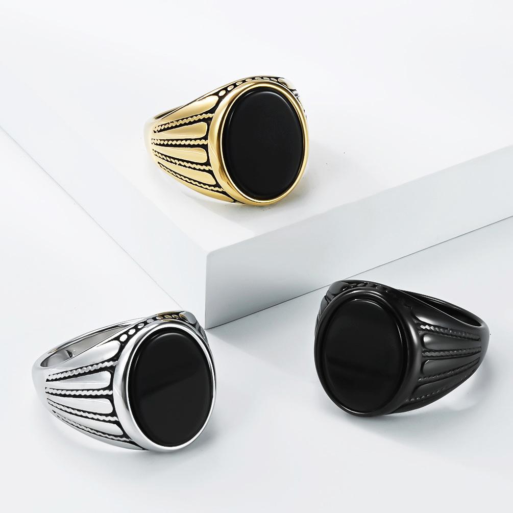 Trendy Retro Black Gemstone Titanium Steel Ring Men's Niche High-end Cold Wind Ring Hand Jewelry