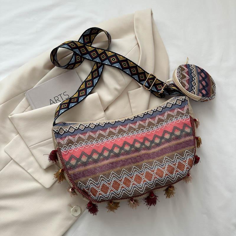 Large Capacity Ethnic Style Canvas Bag 2026 Fringed Wide Shoulder Strap Single Shoulder Crossbody Commuter Crescent Bag