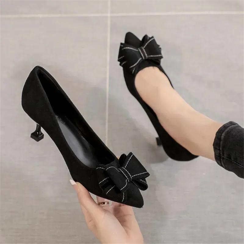 Schwarze Pumps mit spitzer Spitze und Schleife fürs Büro, dünne Absätze, 3 cm, 4,5 cm, 6,5 cm, leicht, verschleißfest, rutschfest, koreanische Designer-Schuhe