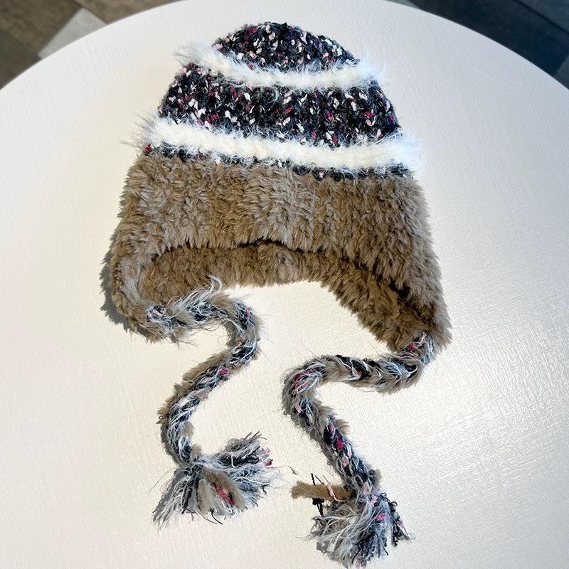 Kawanishi Women's Handmade Wool Beanie with Tassel and Ear Protection