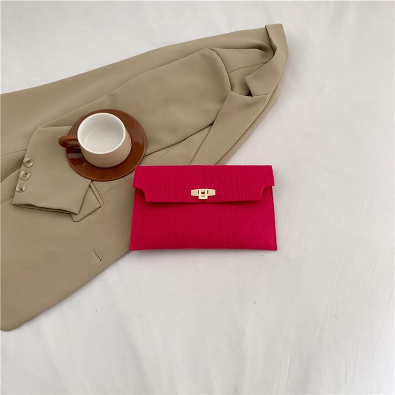 Стильный клатч-конверт большой вместимости для женщин черного белого хаки и пурпурного цвета маджента 739₽