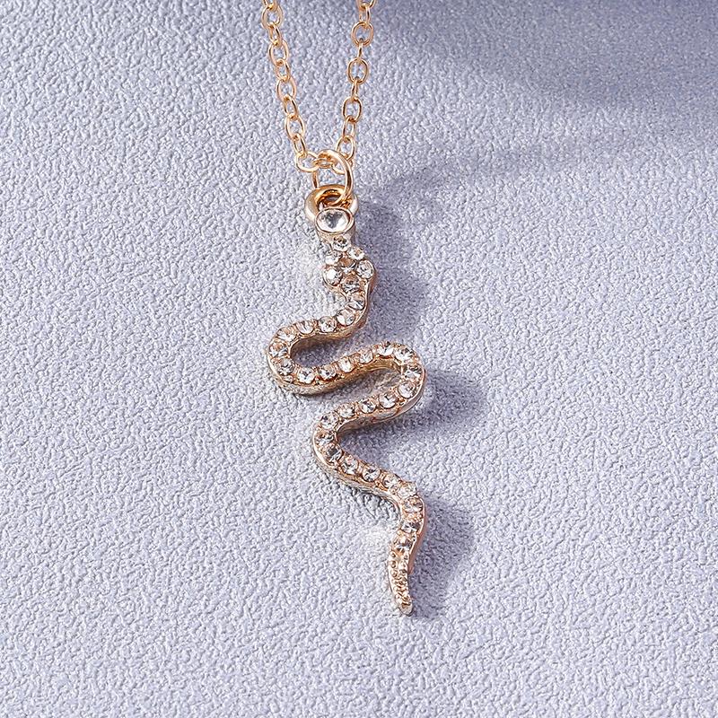 Chic Crystal Snake Necklace Rhinestone Animal Necklace Pendant for Women Girls  Birthday Party Jewelry Gifts