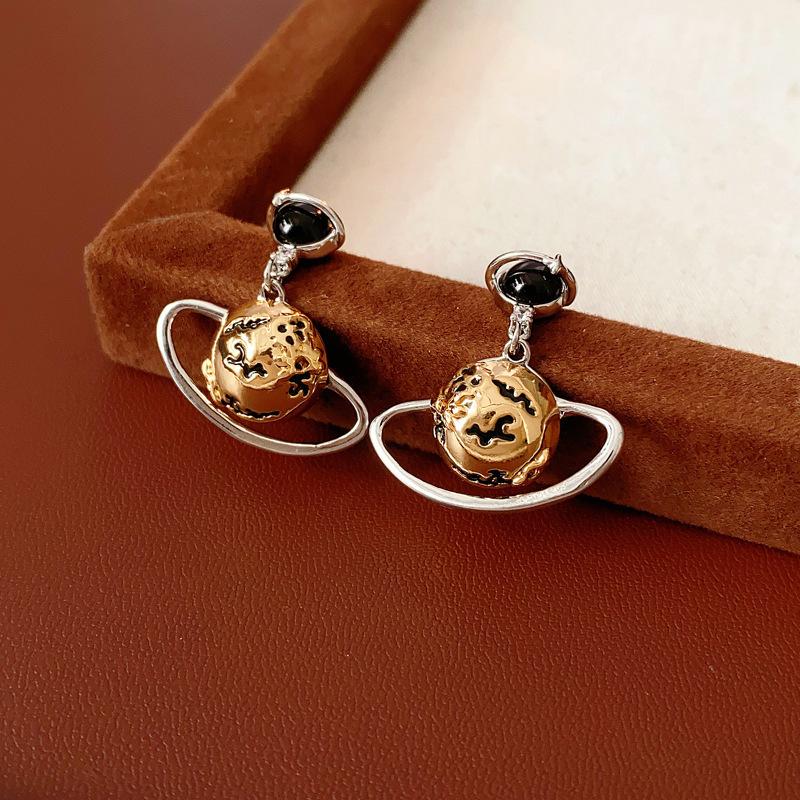 Pentagram ear clips trendy cold wind design no ear piercings ear bone clips earrings niche temperament new earrings