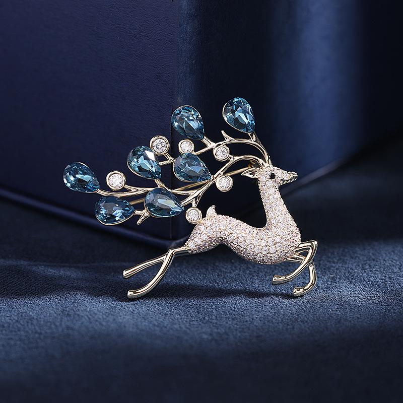 

Blue Faux Crystal Deer Brooch - Elegant High-End Suit Accessory Anti-Exposure Pin