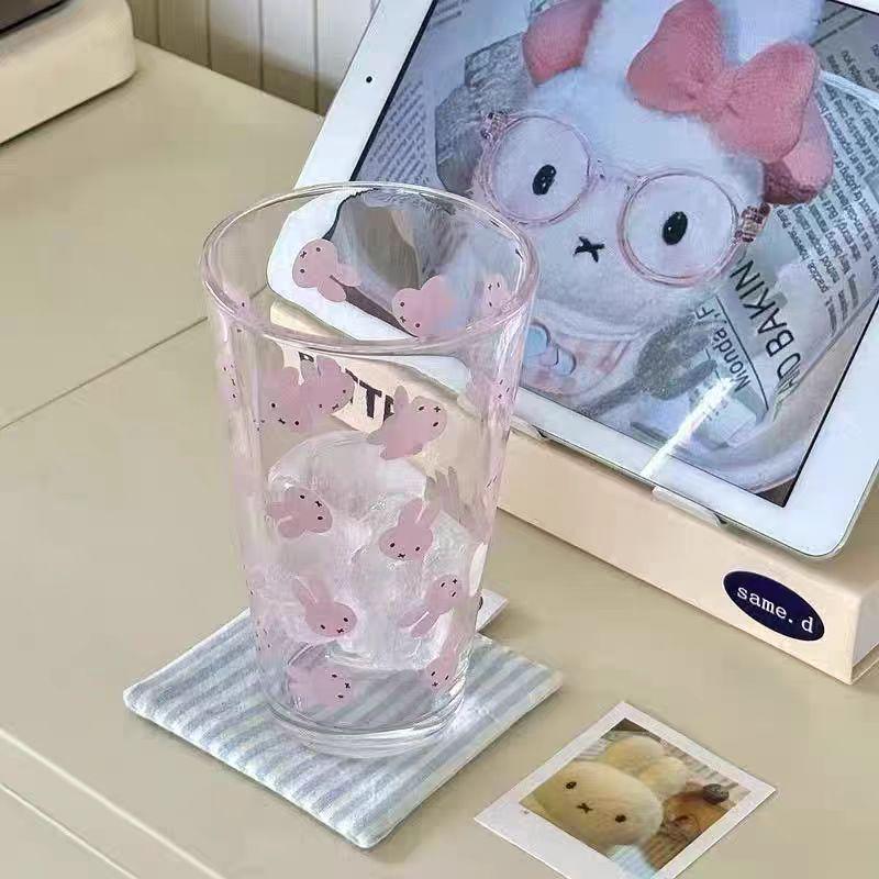 

Стеклянная кружка Miffy с принтом кролика - Большая емкость, для воды, молока и кофе 401-500 ml