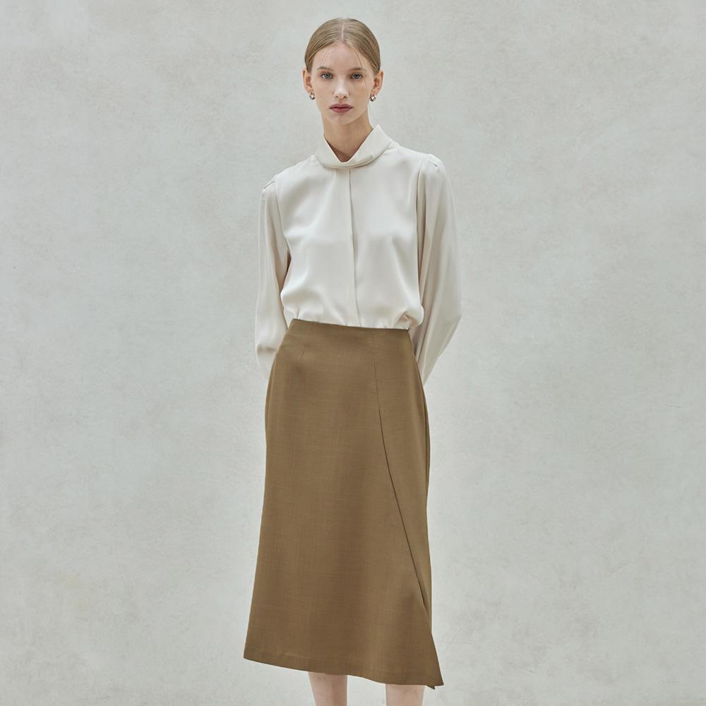 Hiikeu Fluid Semi A-Line Skirt_Light Camel