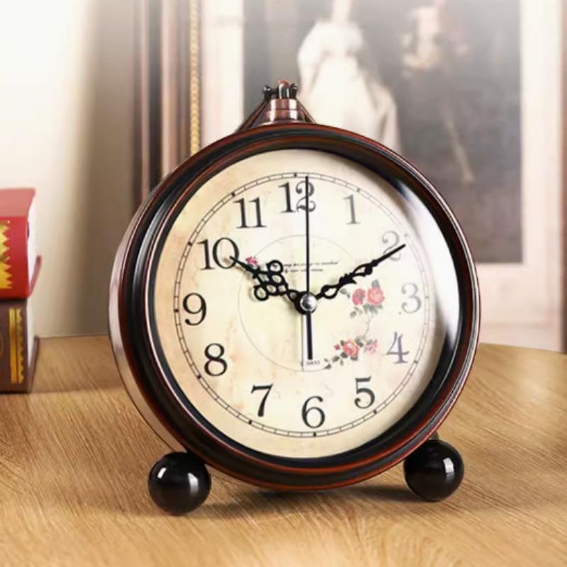 Retro Small Alarm Clock Desktop Countertop Clock Ornament Seat Clock Mute Old Man Clock Home Bedroom Clock Table Pendulum Clock