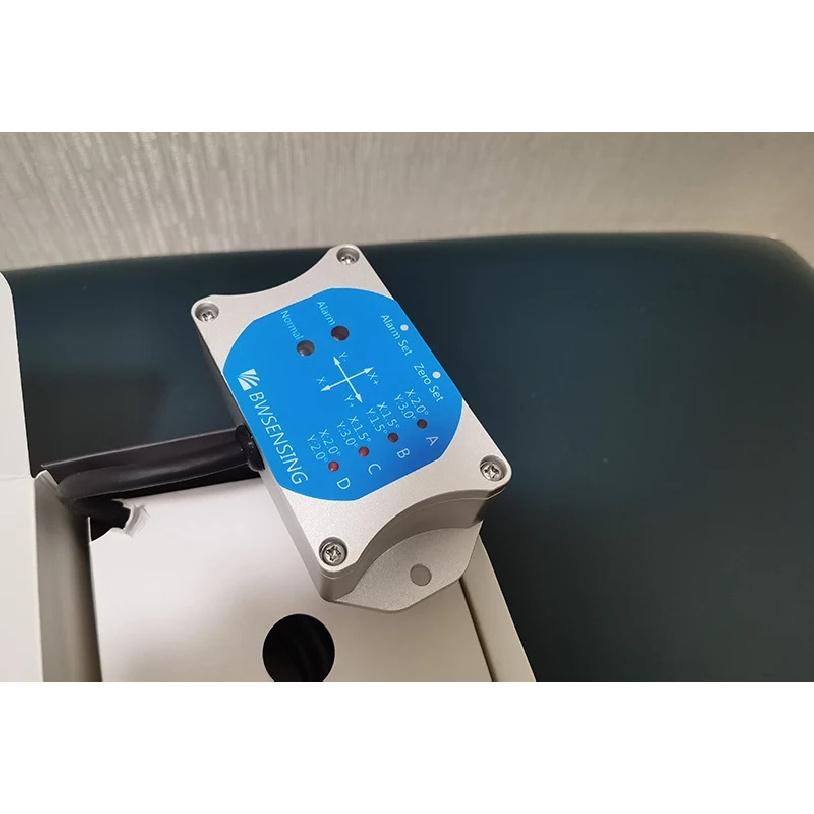 BIS341 Two-Axis Tilt Switch Inclinometer Alarm Angle Sensor 9-35V with Precision 0.1 Resolution 0.01-0.05 Output TTL / CAN