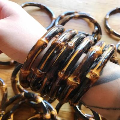 Bracciale Vintage Esotico in Vera Radice di Bambù Bruciato Tiki per Donna ,Diametro 6 /6 .5 /7cm ,Bracciale Marrone Scuro Naturale ,