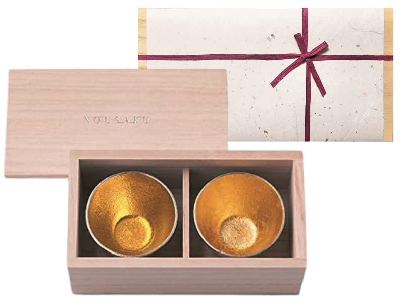 

[Упаковка Ваcи Носаку] Золотые чашки для саке 90 мл, Набор из 2 штук, в коробке из дерева павловнии (Золото 2P)