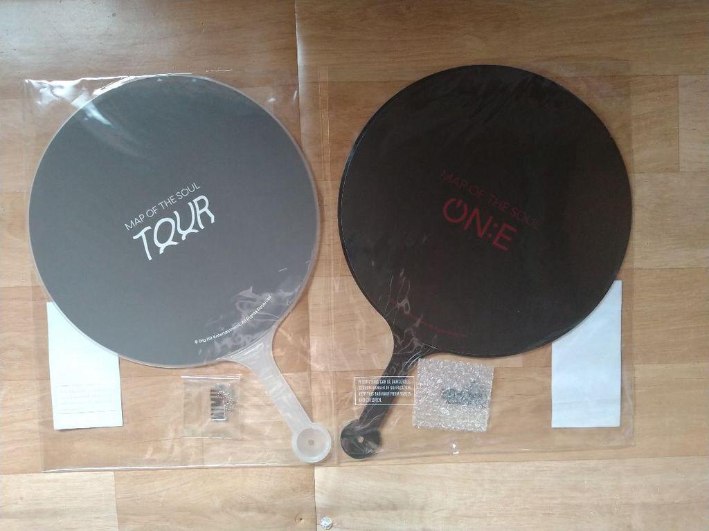 [USED] BTS fans and flags in bulk