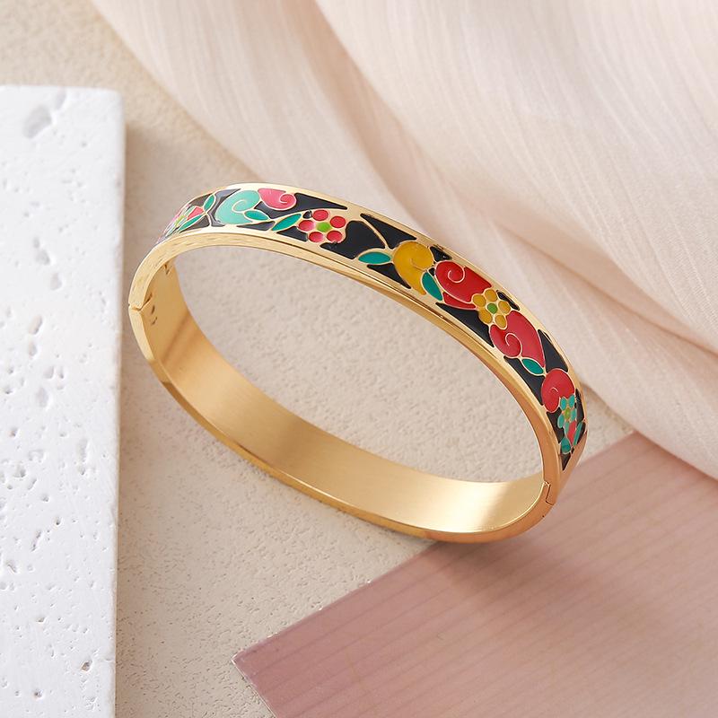 European and American Bestseller: 18K Gold Plated Titanium Steel Enamel Bracelet - Women’s Colorful Drip Oil Light Luxury Jewelry.