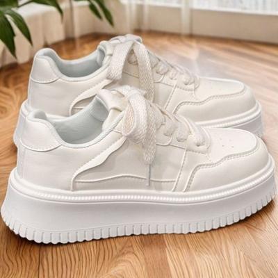 Dames nieuwe kleine witte schoenen dikke zolen veelzijdige boardschoenen zachte zolen verhogende casual sportschoenen boardschoenen dikke zolen kleine witte schoenen