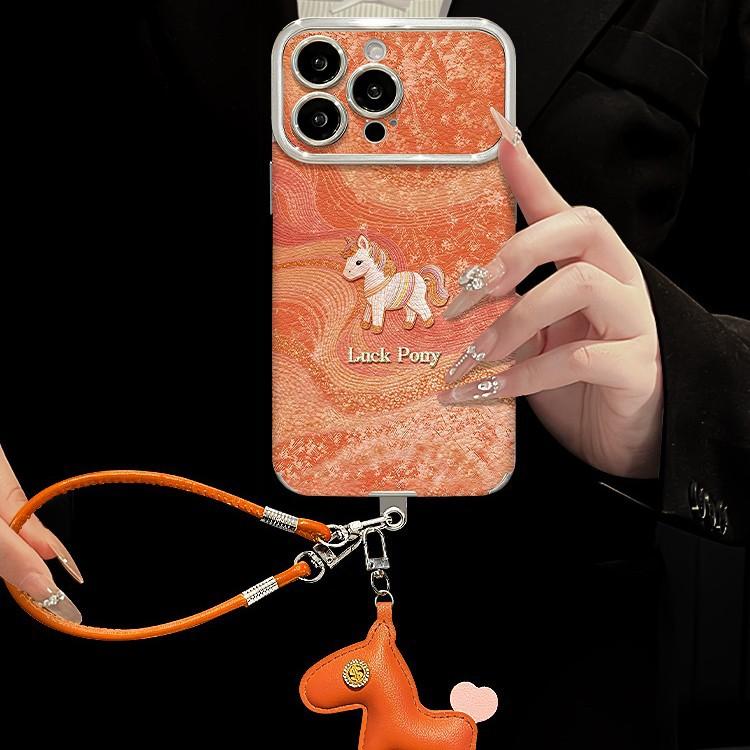 Lucky pony lanyard is suitable for Apple 17promax mobile phone case mate80 electroplating sticker 16 high-value girls