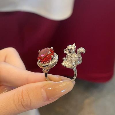Liten Ekorn Rosa Diamant Sukkerbit Ring Personlig Haute Couture Design Fargerik Skatt Levende Bursdagsgave