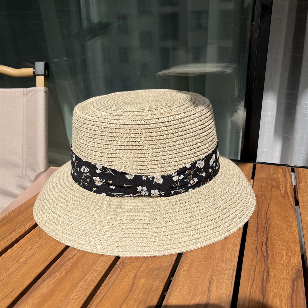 Small Fresh Straw Hat Women's Summer Seaside Beach Sun Protection Sun Hat Vacation Sun Hat Straw Woven Cool Hat