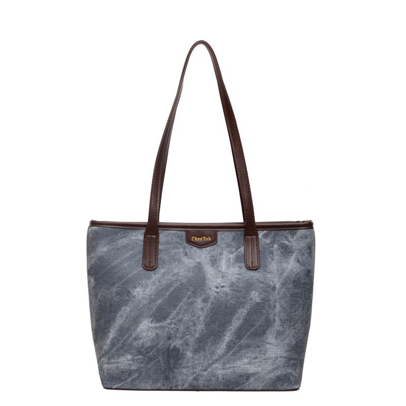 Textured casual commuter bag women's new fashion popular shoulder bag large capacity tote bag